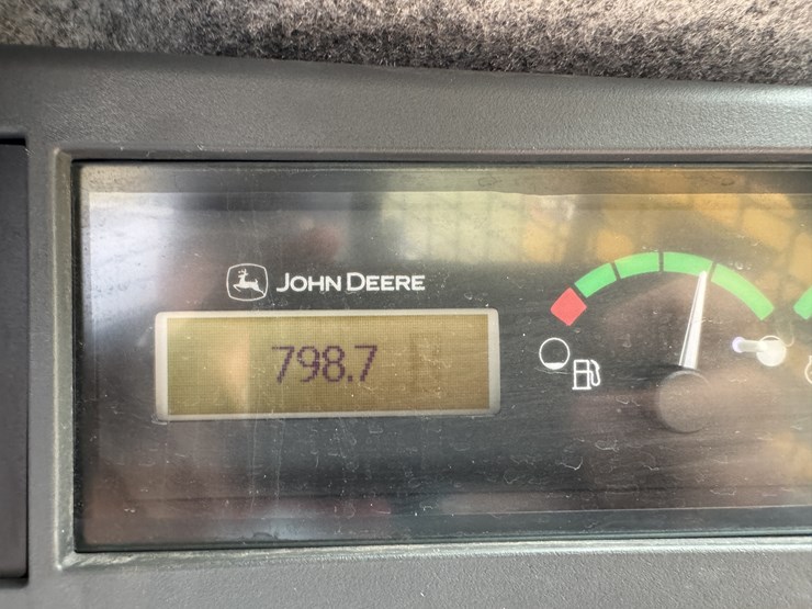 deere-333g-image-16