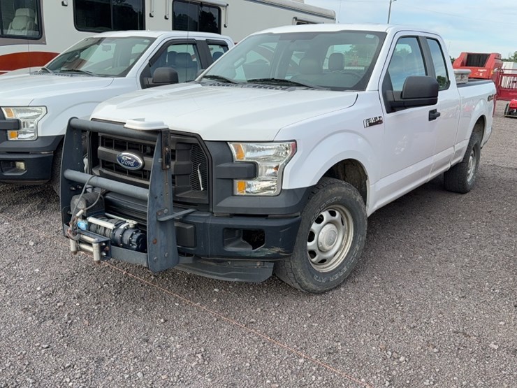 2015-ford-f150-image-1