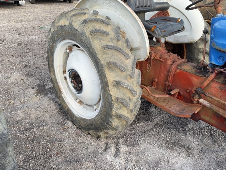 ford-601-workmaster-image-7