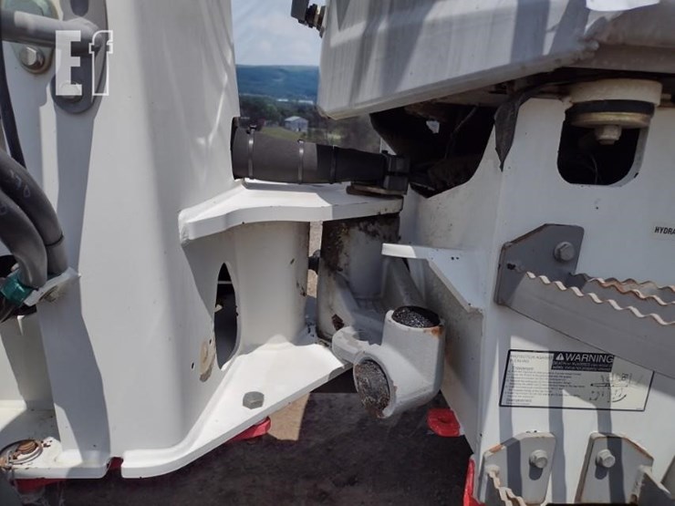 2012-takeuchi-tw65-image-23