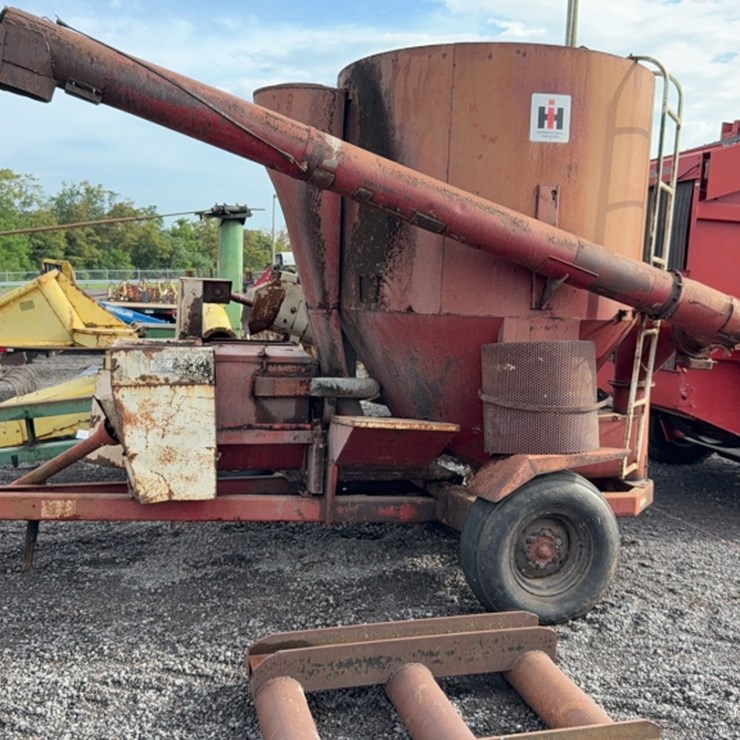 INTERNATIONAL 1150