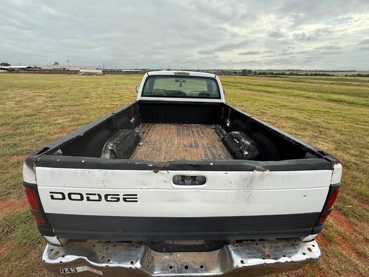 #63-•-1999-ram-2500-image-25