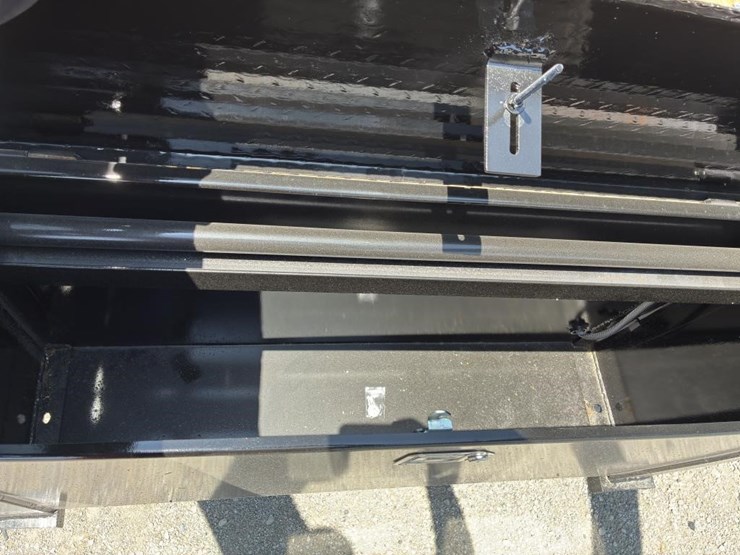 2025-delta-210gn-t/a-dually-gooseneck-trailer-image-9