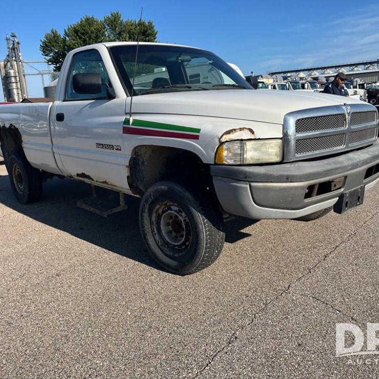 1995 DODGE RAM 2500
