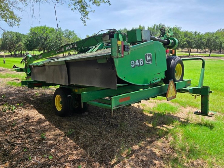 john-deere-946-image-9