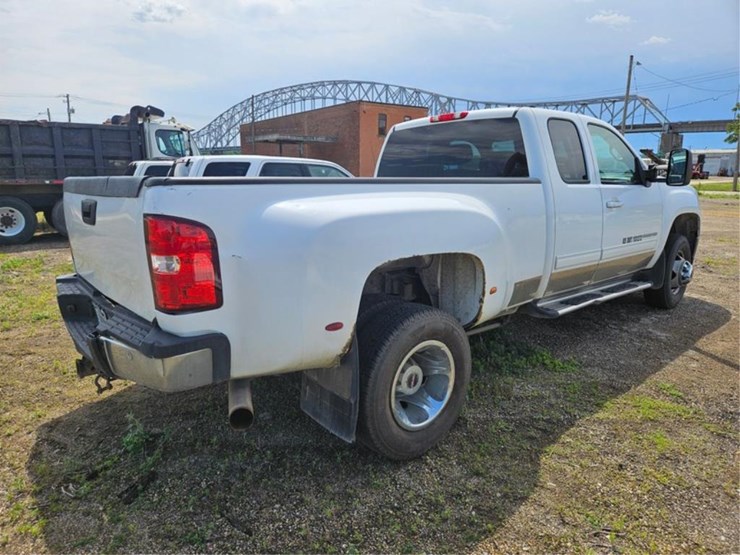 gmc-3500-image-5