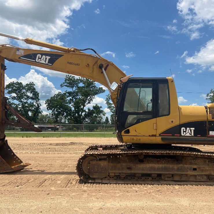 2006 CATERPILLAR 320CL