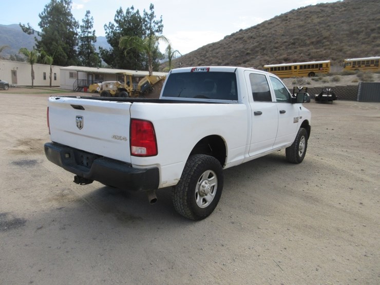 2018-dodge-ram-2500hd-image-3