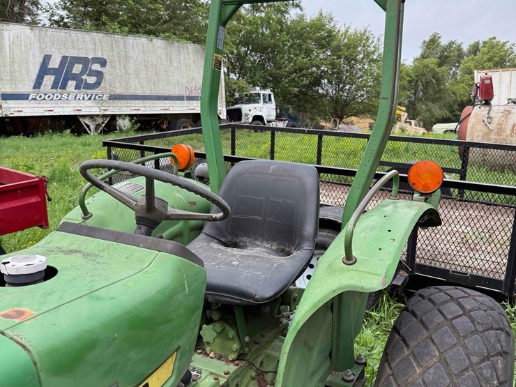 john-deere-850-image-47