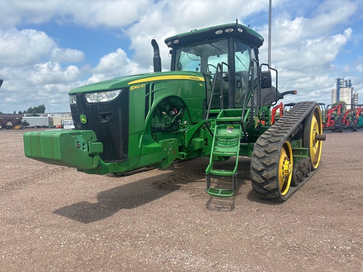 2013-john-deere-8360rt-image-1