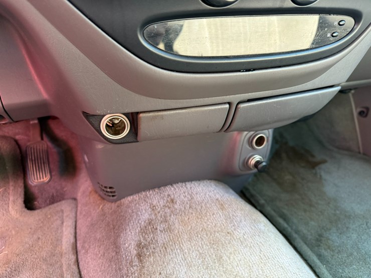 2006-toyota-tundra-image-37