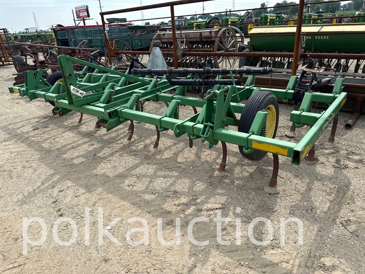john-deere-15-image-1