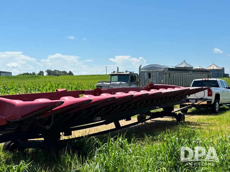 2010-case-ih-3412-image-5