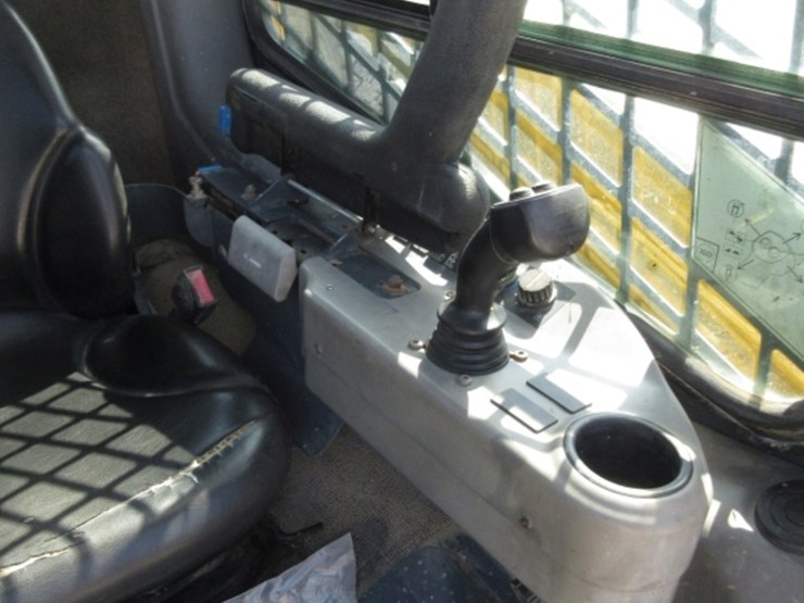 gehl-rt210-image-11