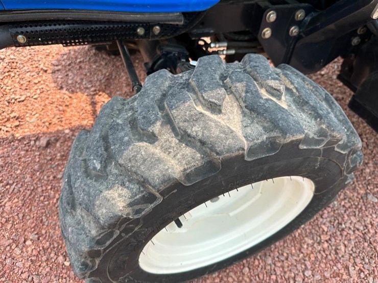 2020-new-holland-boomer-40-image-10