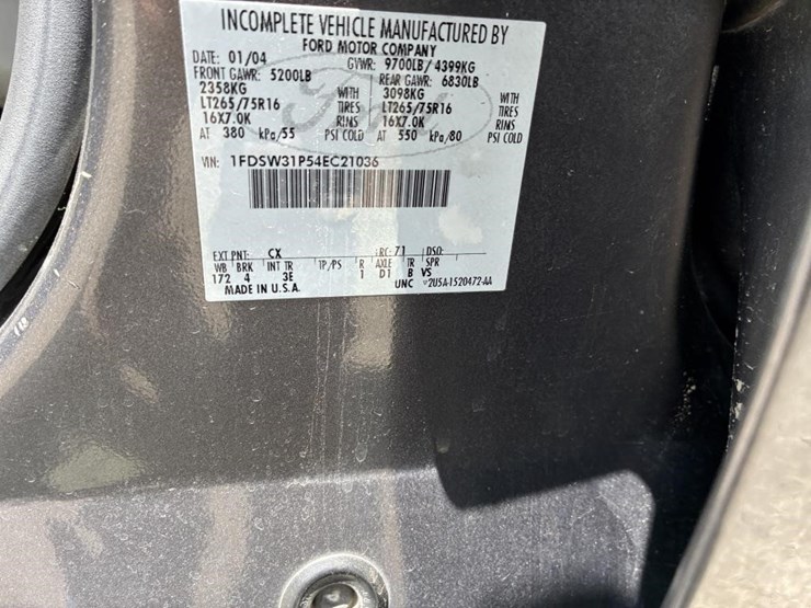 2004-ford-f350-image-17