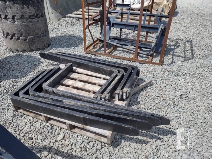 mower-king-sa-skid-steer-forks-image-3