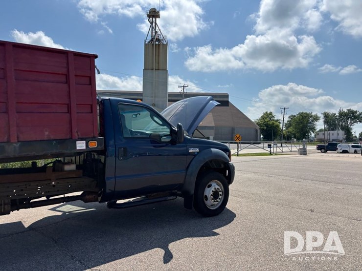 2006-ford-f450-image-38