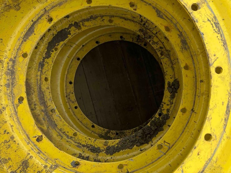 2018-john-deere-r4045-image-70