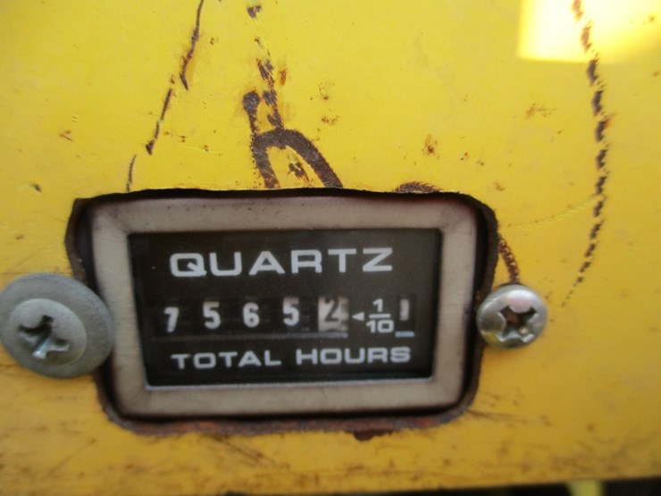 new-holland-545d-image-22
