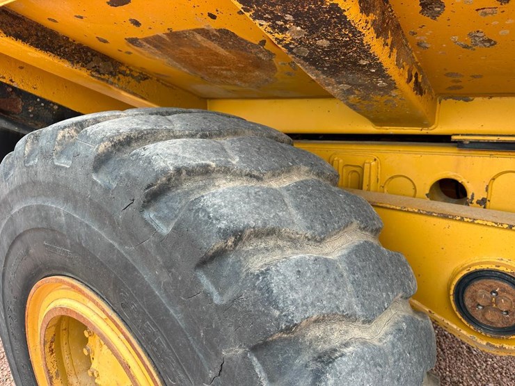 2007-caterpillar-c11-image-8