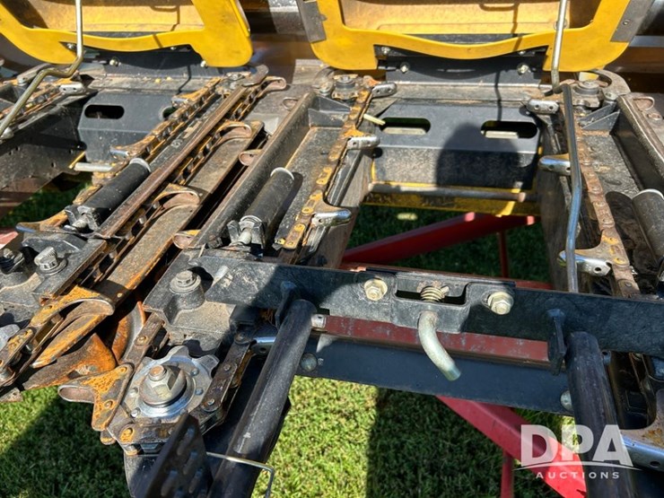 2009-new-holland-98d-image-13