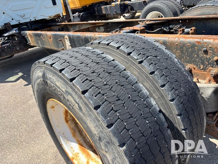 2012-international-durastar-4400-image-40