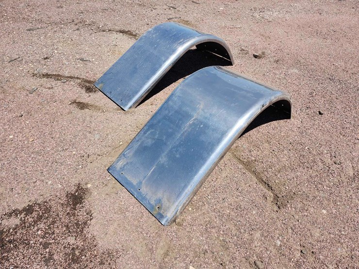 stainless-steel-truck-fenders-image-3
