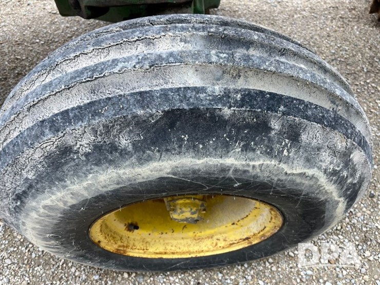 john-deere-4620-image-31