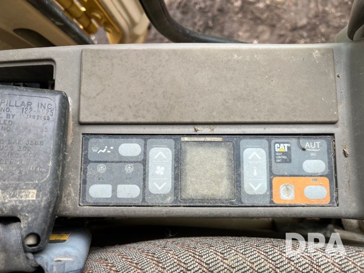 2005-caterpillar-312b-image-61
