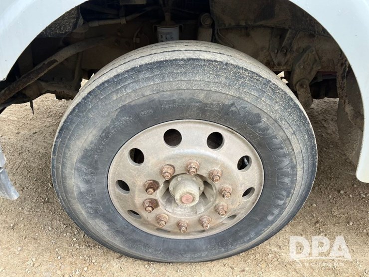2006-sterling-day-cab-truck-(jn2505)-image-21