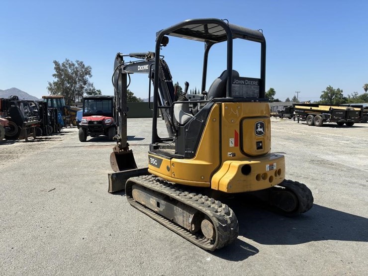 2022-deere-35g-image-4