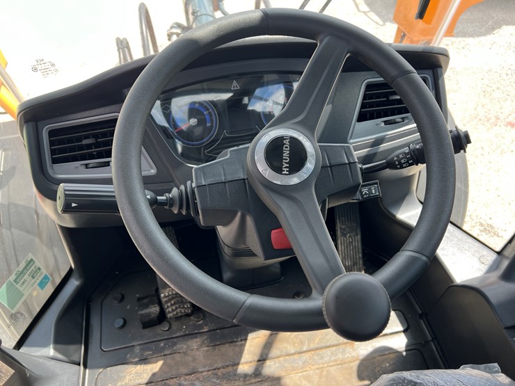 2023-hyundai-hl930a-image-11