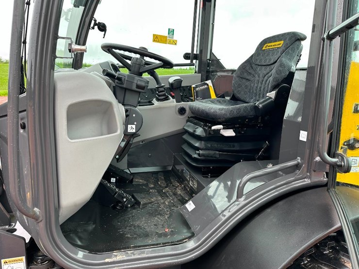 2023-new-holland-w50tc-image-47