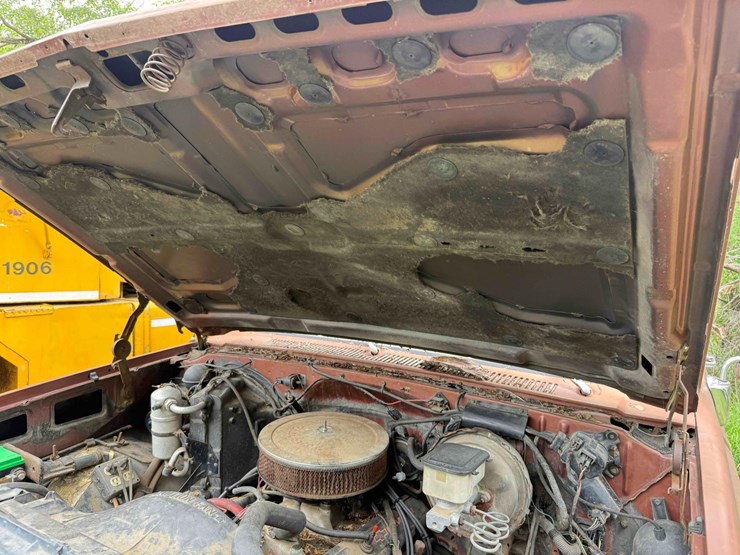 1983-chevy-silverado-10-snowplow-pickup-image-16