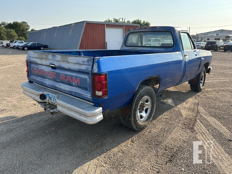 1991-dodge-power-wagon-image-5