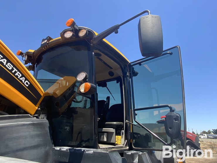 2020-jcb-fastrac-8330-image-15