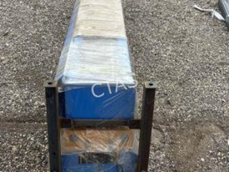 #19-•-10,000-lb-two-post-shop-lift---model:-irtpl-image-4