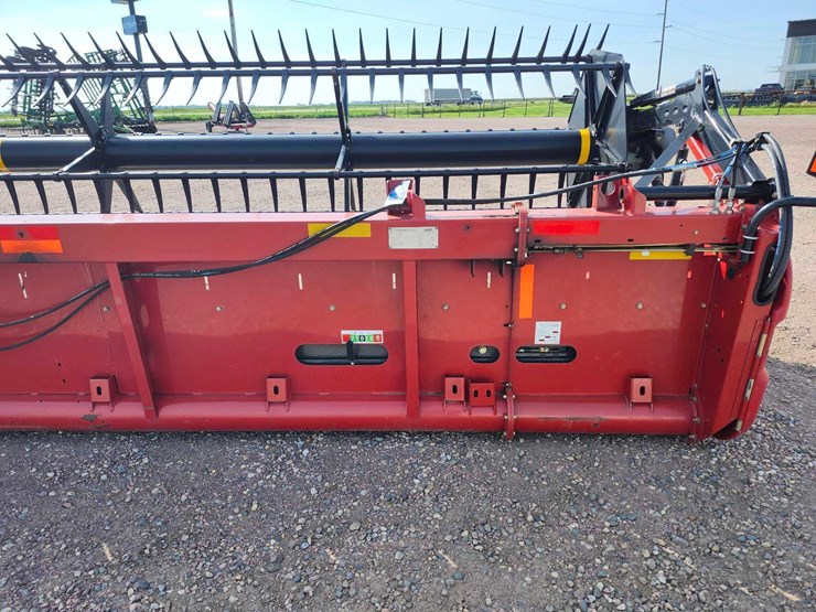 2014-case-ih-3162-image-5