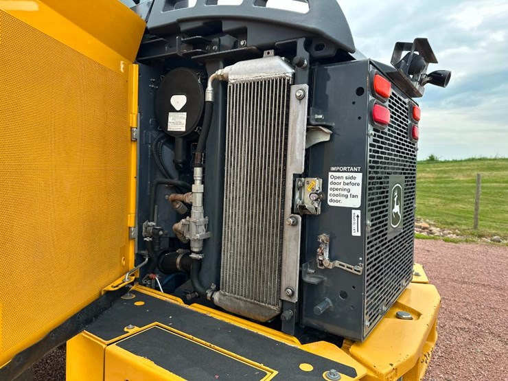2018-deere-524kii-image-25