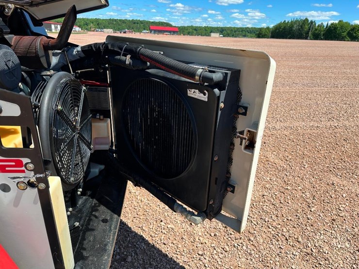 2014-terex-v200s-image-29