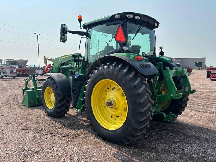 2021-john-deere-6155r-image-4