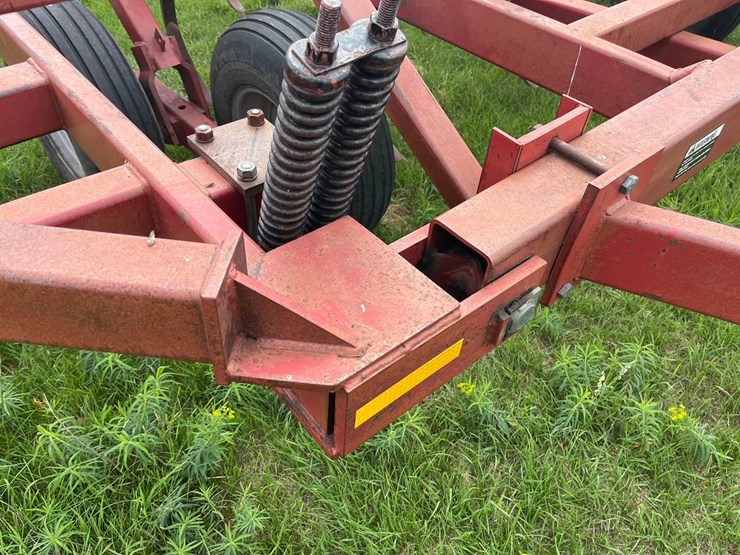 case-ih-5600-image-22