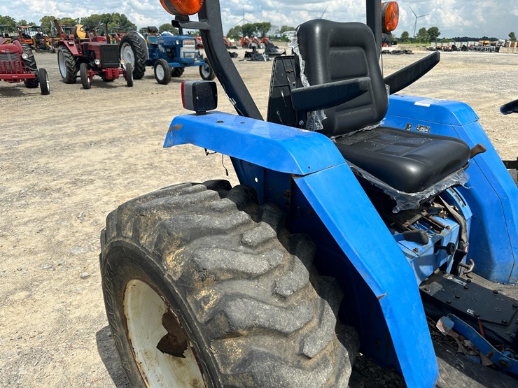 new-holland-7308-image-31