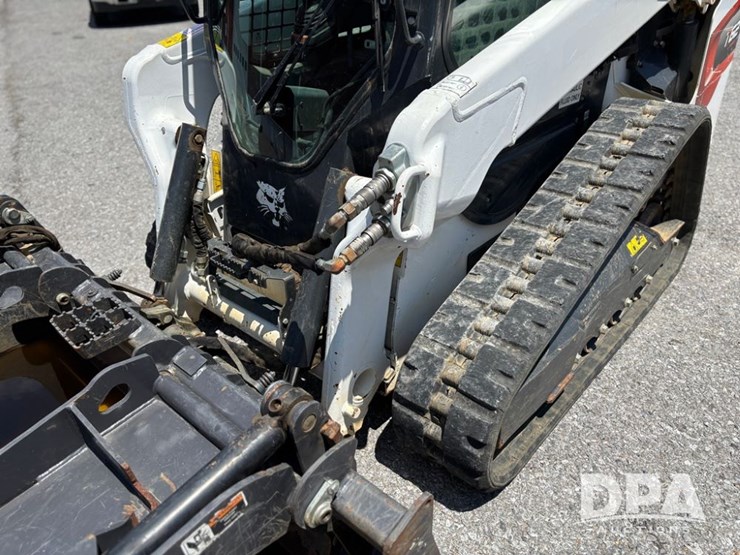 2021-bobcat-t62-image-18