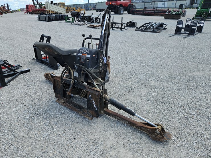 #203064-•-bradco-408w-backhoe-image-4