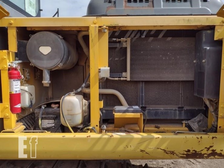 2011-kobelco-sk210-image-44