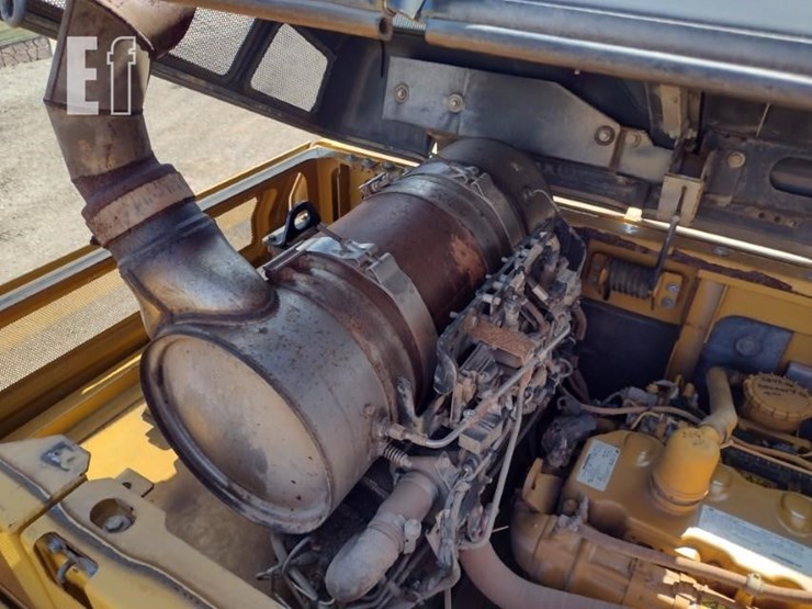 2011-caterpillar-336e-image-52