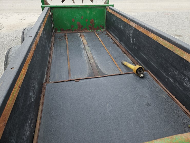 #201888-•-2011-pik-rite-790-manure-spreader-image-3