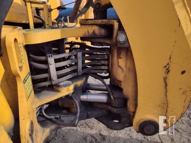 2006-jcb-215-image-27